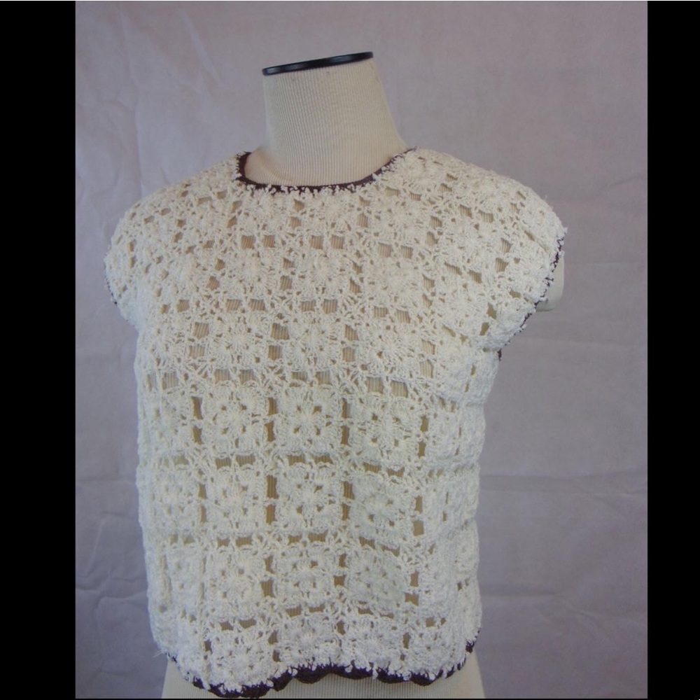Creme Crotchet Top